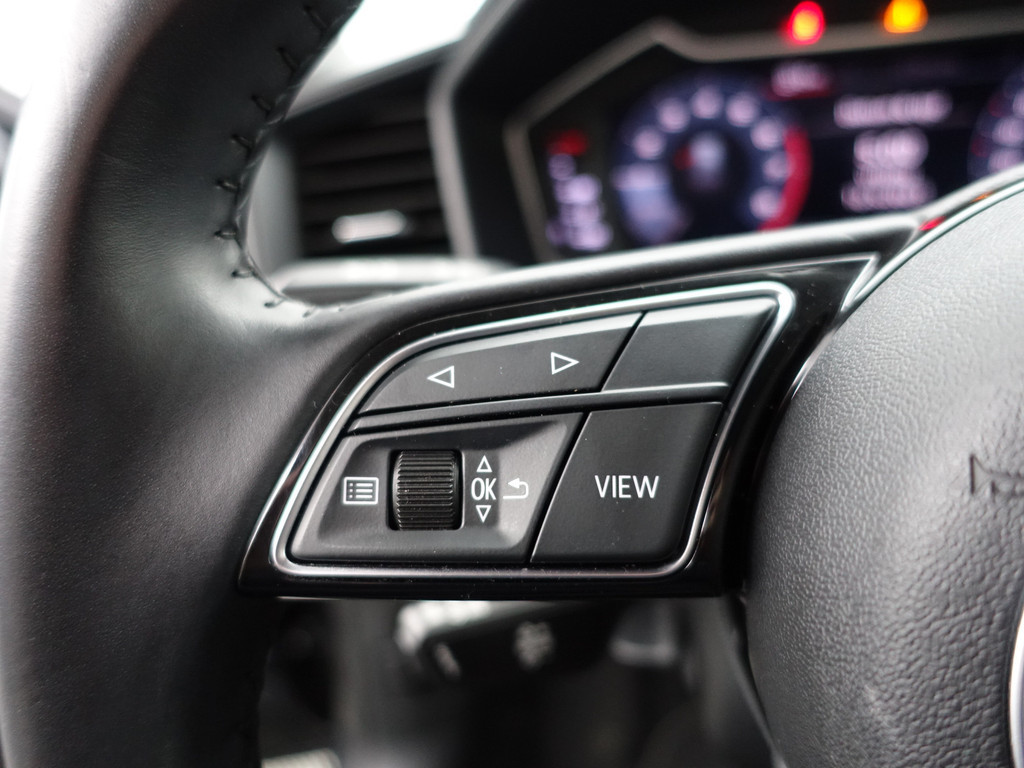 
Audi A1 Sportback 25 TFSI S line Black optic- CarPlay, Lane Assist, Led, Virtual Cockpit, Cruise, Clima vol									