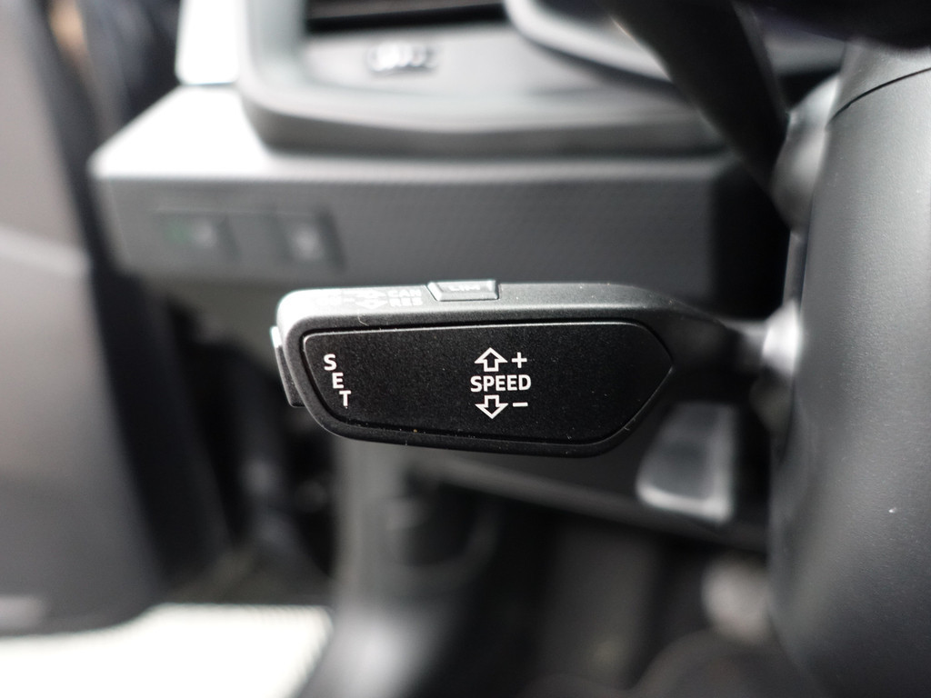 
Audi A1 Sportback 25 TFSI S line Black optic- CarPlay, Lane Assist, Led, Virtual Cockpit, Cruise, Clima vol									