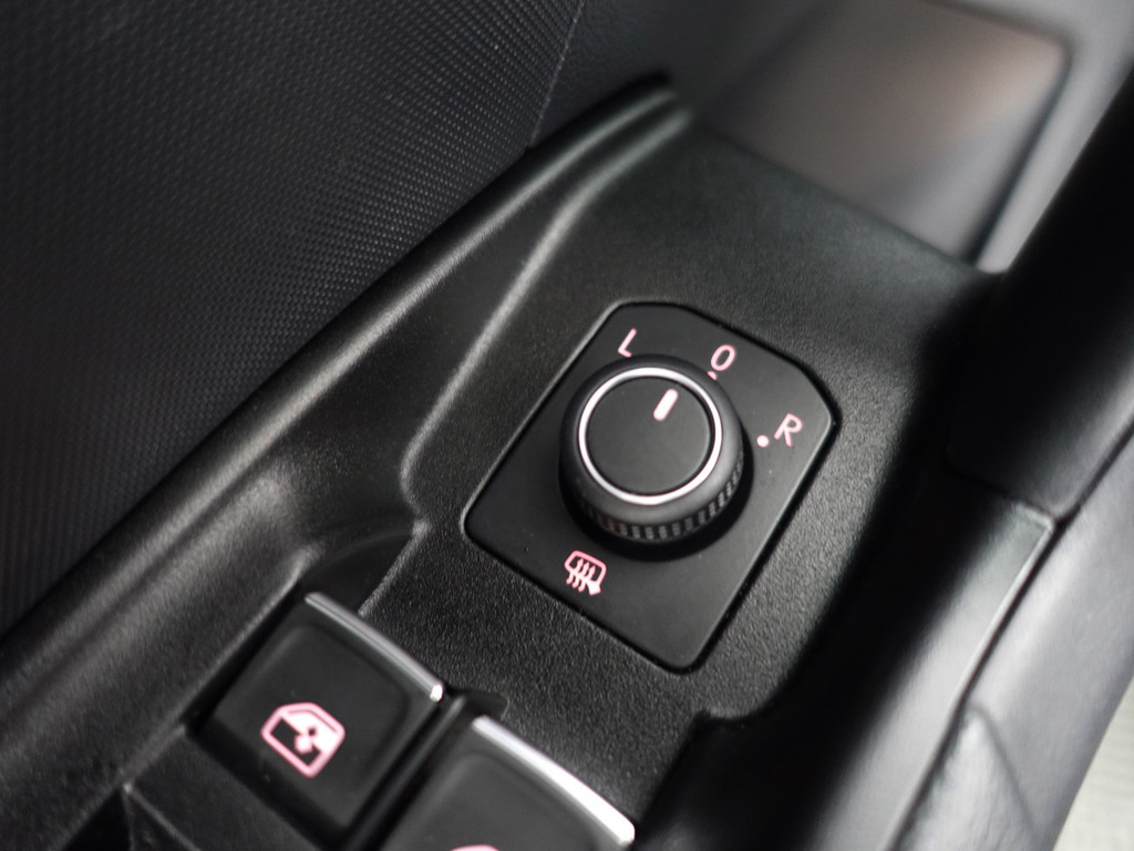 
Audi A1 Sportback 25 TFSI S line Black optic- CarPlay, Lane Assist, Led, Virtual Cockpit, Cruise, Clima vol									