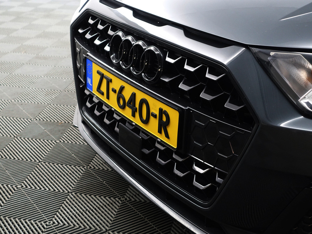 
Audi A1 Sportback 25 TFSI S line Black optic- CarPlay, Lane Assist, Led, Virtual Cockpit, Cruise, Clima vol									