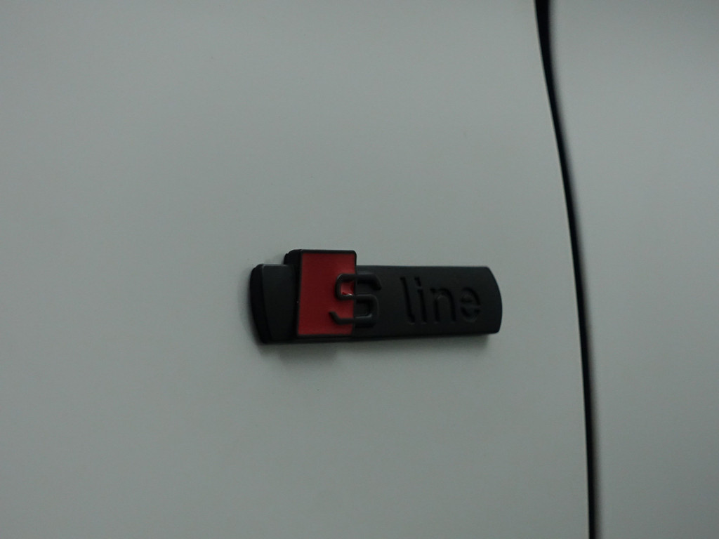 
Audi A1 Sportback 1.2 TFSI S Line- Two Tone, Navi, Clima, Cruise, Led, Bluetooth Audio vol									