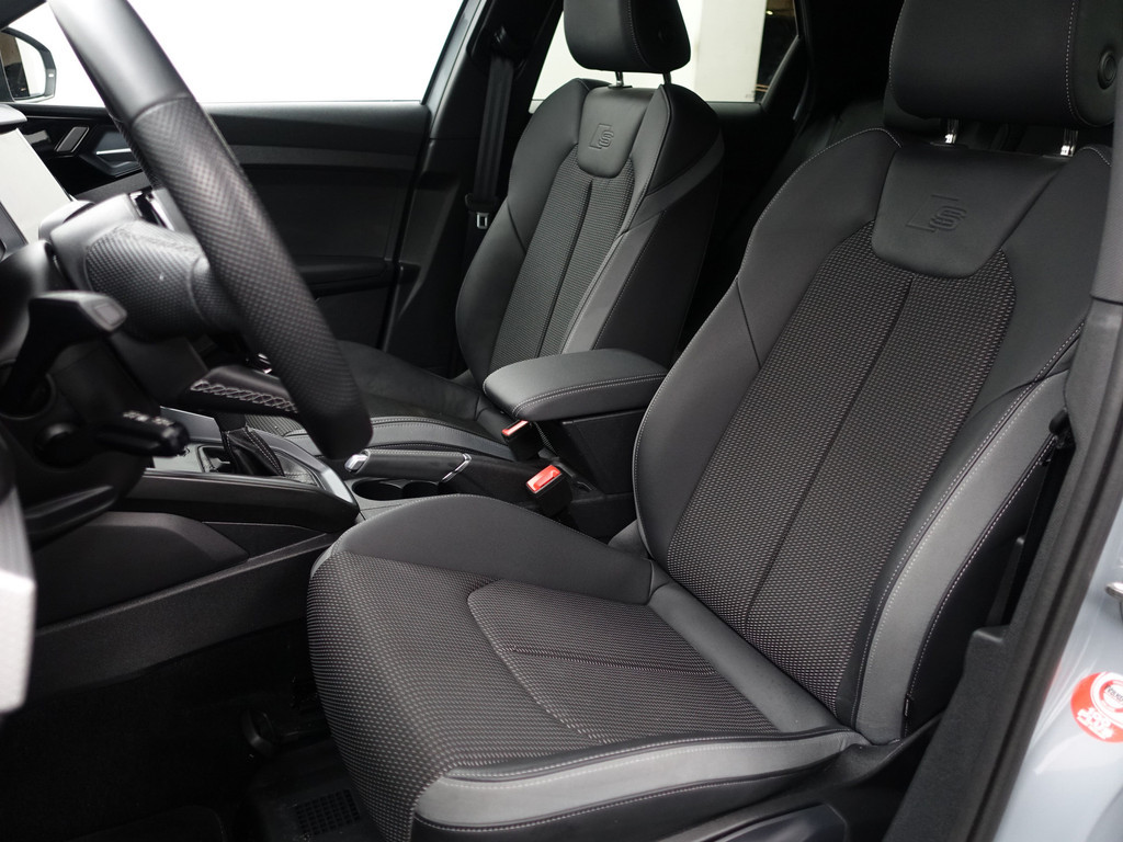 
Audi A1 Sportback 35 TFSI 150pk S edition Aut- Two Tone, Sonos Audio, Carplay, Stoelverwarming, Virtual Cockpit, Ada Cruise vol									