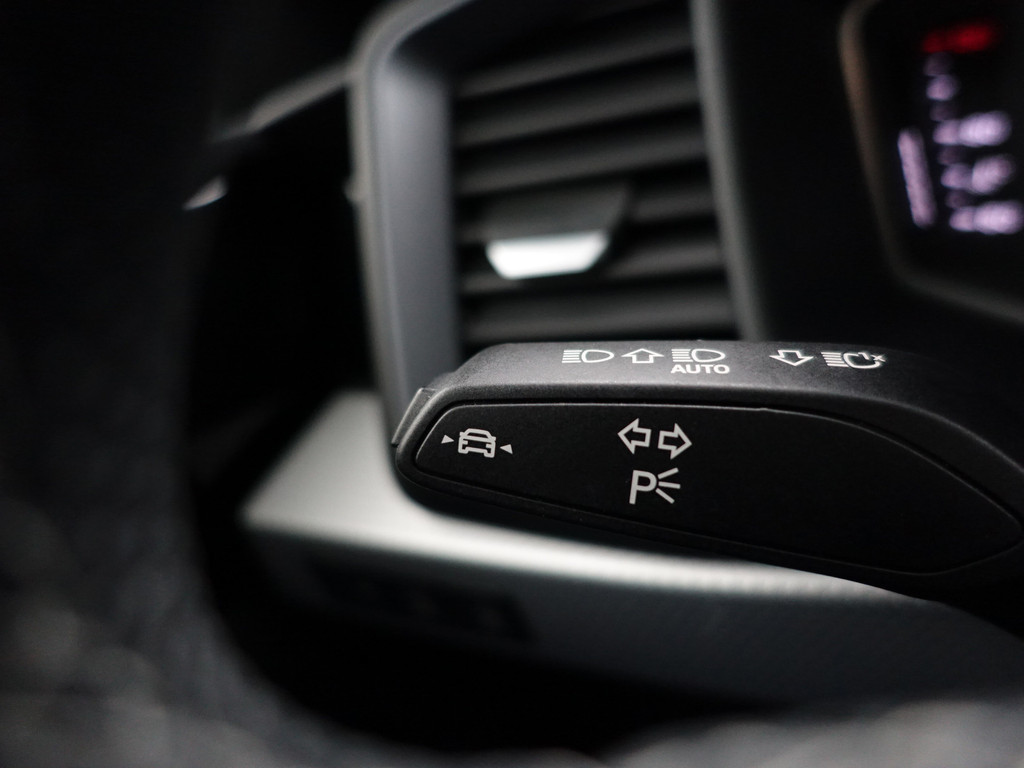 
Audi A1 Sportback 35 TFSI 150pk S edition Aut- Two Tone, Sonos Audio, Carplay, Stoelverwarming, Virtual Cockpit, Ada Cruise vol									