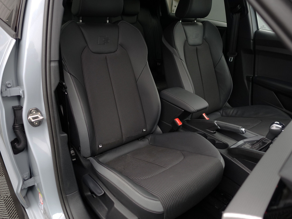 
Audi A1 Sportback 35 TFSI 150pk S edition Aut- Two Tone, Sonos Audio, Carplay, Stoelverwarming, Virtual Cockpit, Ada Cruise vol									