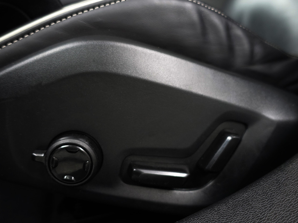 
Volvo S60 2.0 T4 191pk R-Design Polestar Aut- Memory Seats, Xenon Led, Blis, Lane Assist, Sport Interieur vol									