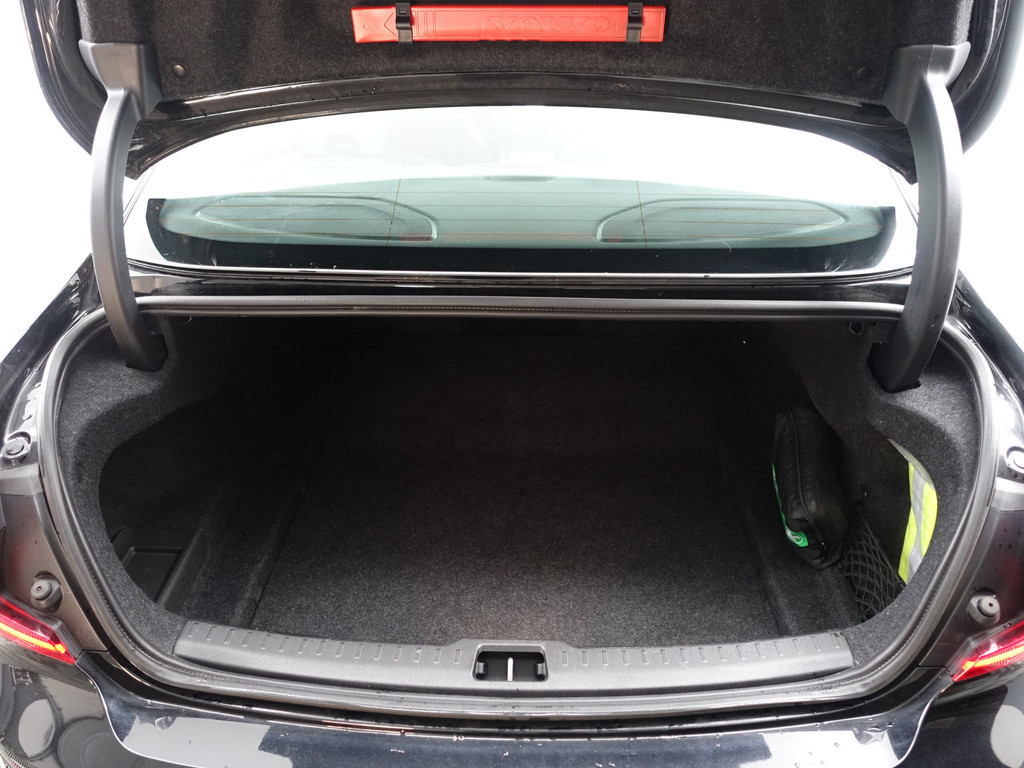 
Volvo S60 2.0 T4 191pk R-Design Polestar Aut- Memory Seats, Xenon Led, Blis, Lane Assist, Sport Interieur vol									