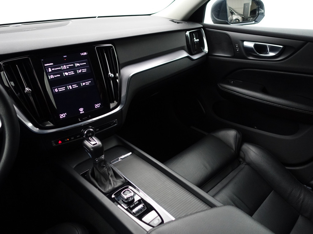 
								Volvo V60 2.0 T5 Inscription Aut- Harman Kardon, Xenon Led, Leder Interieur, Lane Assist vol									