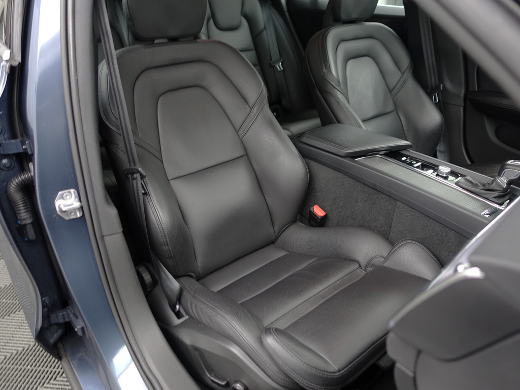 
								Volvo V60 2.0 T5 Inscription Aut- Harman Kardon, Xenon Led, Leder Interieur, Lane Assist vol									