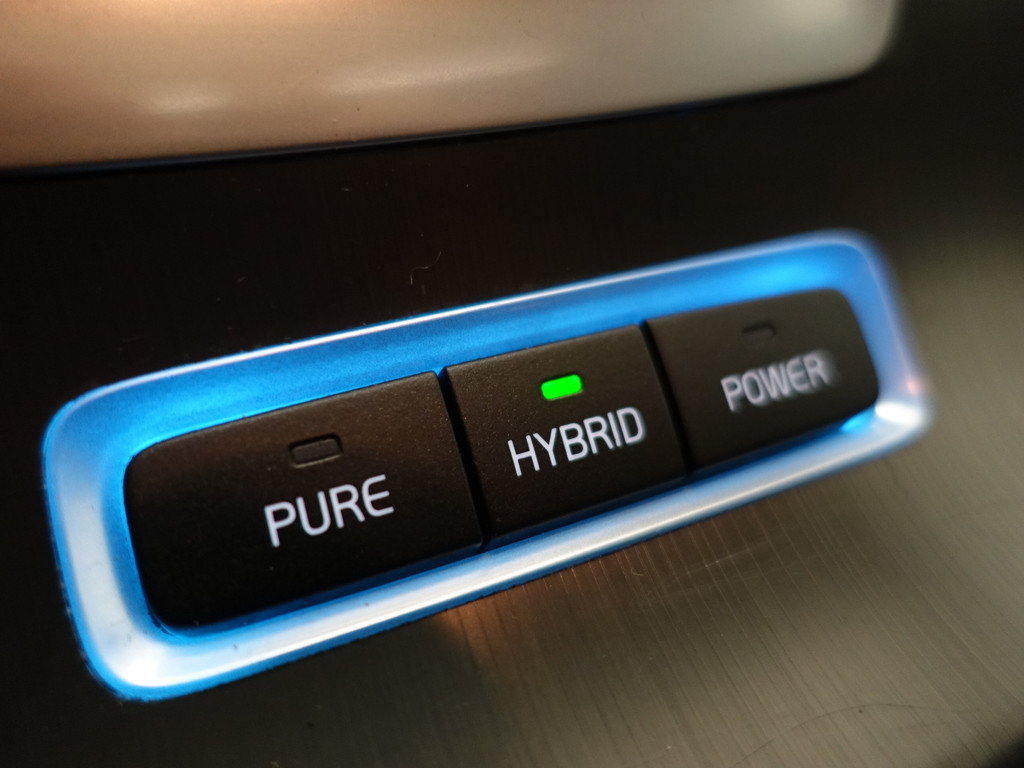 
Volvo V60 2.4 D6 AWD Plug-In Hybrid Pure Inscription Aut- Schuifdak, Camera, Park Assist, Memory, Blis, Lane Assist vol									