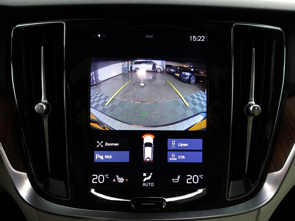 
								Volvo V60 2.0 T8 Twin Engine AWD Inscription- Design Leder, Panoramadak, Head Up, Memory, Blis, Xenon Led vol									