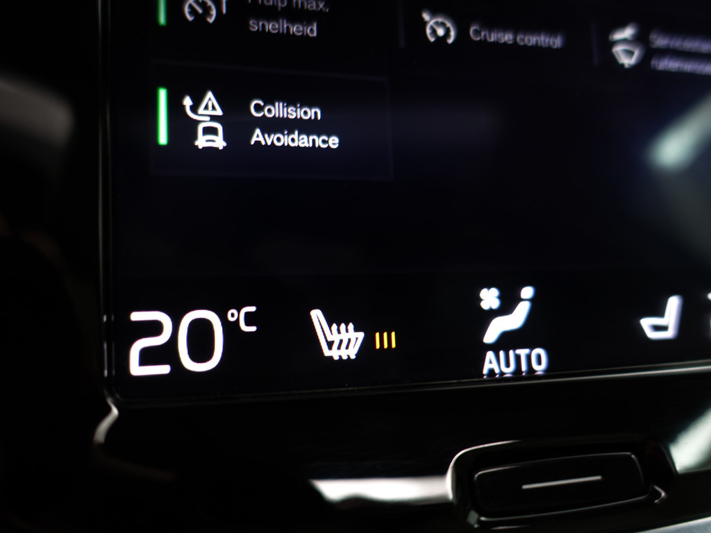 
								Volvo V60 2.0 T8 Twin Engine AWD Inscription- Design Leder, Panoramadak, Head Up, Memory, Blis, Xenon Led vol									