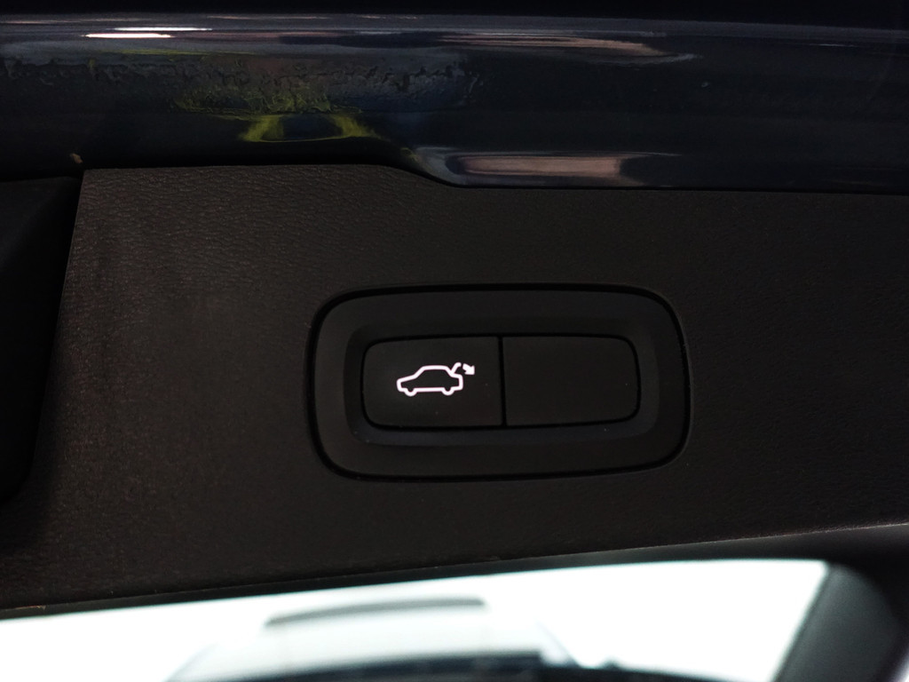 
								Volvo V60 2.0 T8 Twin Engine AWD Inscription- Design Leder, Panoramadak, Head Up, Memory, Blis, Xenon Led vol									