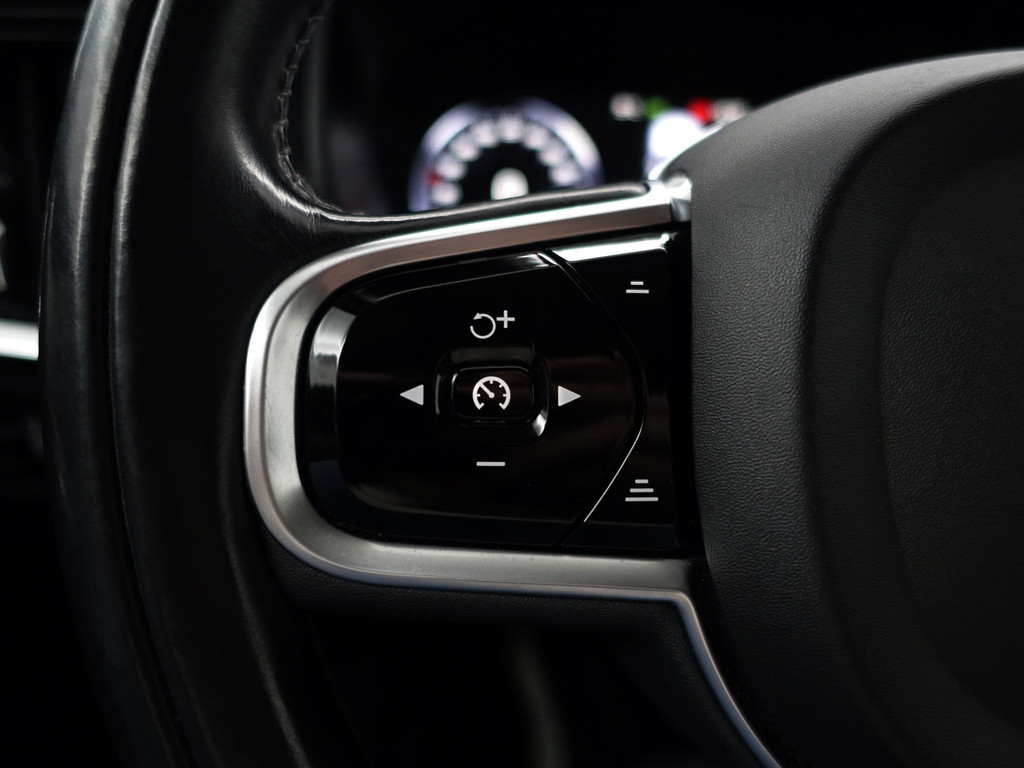 
Volvo V90 2.0 T4 Inscription Aut- Lane Assist, Head Up, Memory, Stuur/Stoelverwarming, Elek Trekhaak, Dynamic Select vol									