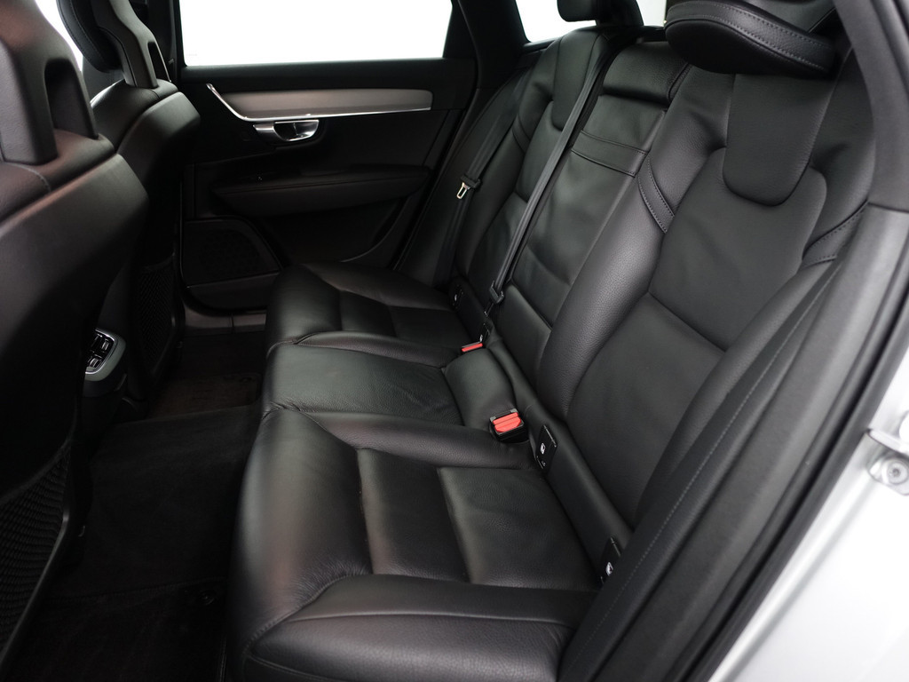 
Volvo V90 2.0 T4 Inscription Aut- Lane Assist, Head Up, Memory, Stuur/Stoelverwarming, Elek Trekhaak, Dynamic Select vol									