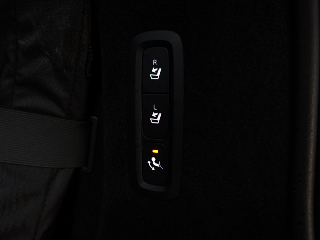 
Volvo V90 2.0 T4 Inscription Aut- Lane Assist, Head Up, Memory, Stuur/Stoelverwarming, Elek Trekhaak, Dynamic Select vol									