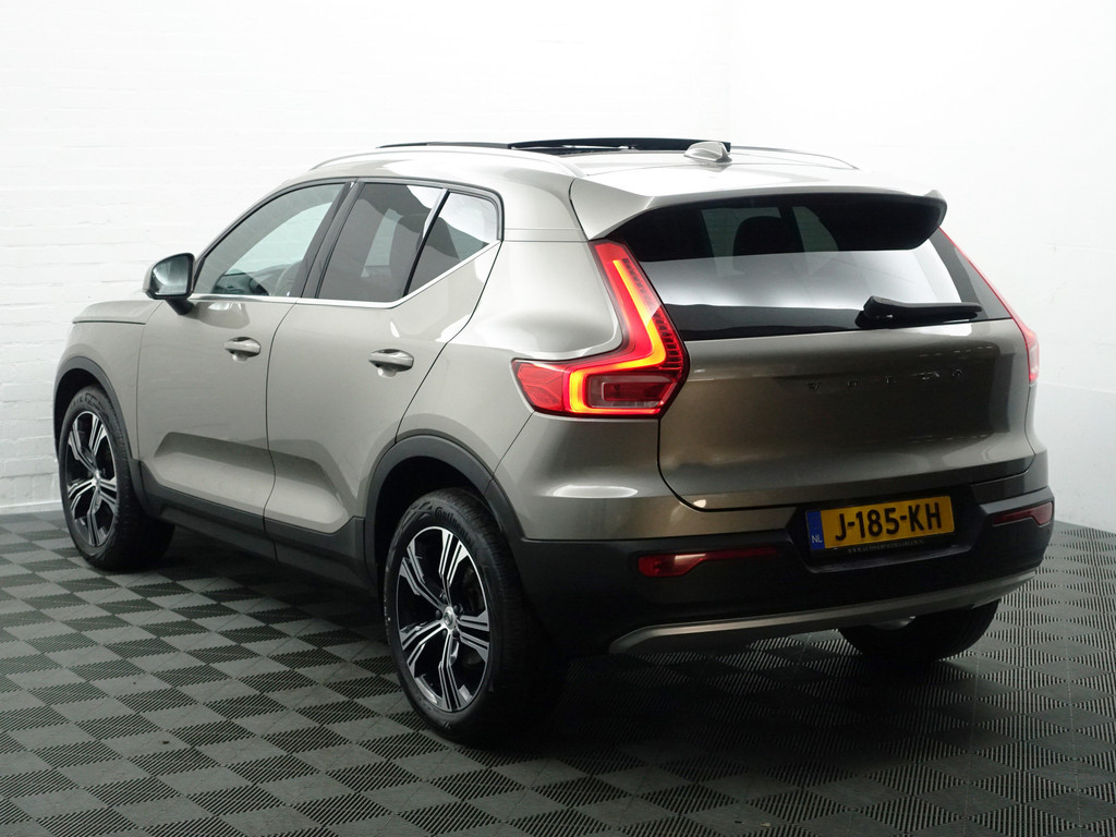 
								Volvo XC40 1.5 T3 Inscription Aut- Panodak, Harman Kardon, Stuur/Stoelverwarming, Lane Assist, Xenon Led, Virtual Cockpit vol									