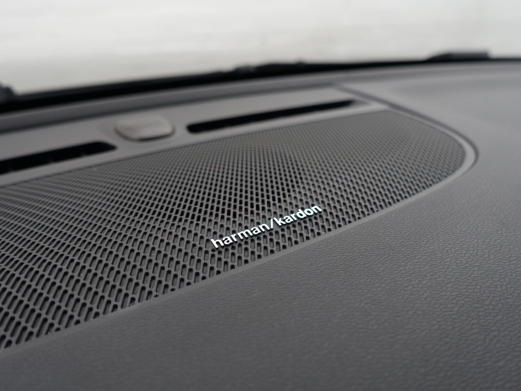 
								Volvo XC40 1.5 T3 Inscription Aut- Panodak, Harman Kardon, Stuur/Stoelverwarming, Lane Assist, Xenon Led, Virtual Cockpit vol									