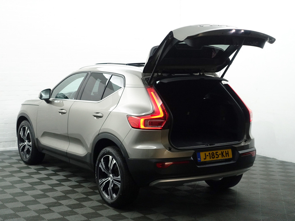 
								Volvo XC40 1.5 T3 Inscription Aut- Panodak, Harman Kardon, Stuur/Stoelverwarming, Lane Assist, Xenon Led, Virtual Cockpit vol									