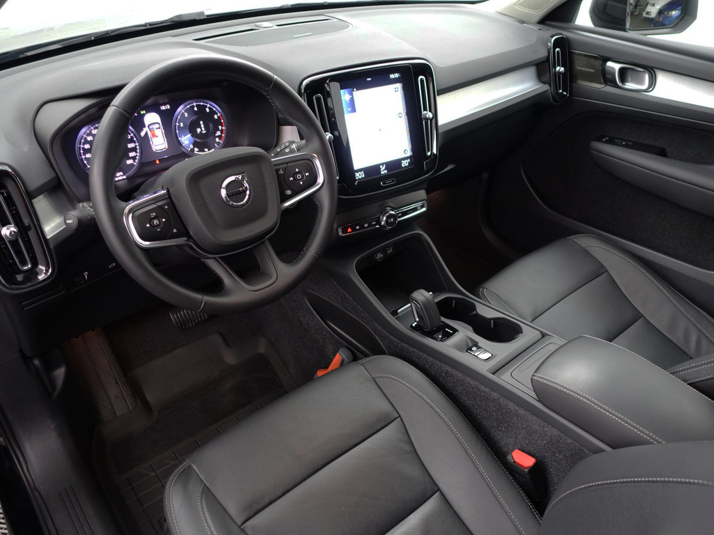 
Volvo XC40 1.5 T2 Inscription Aut- Harman Kardon, Xenon Led, Camera, Lane Assist, Blis, Virtual Cockpit vol									