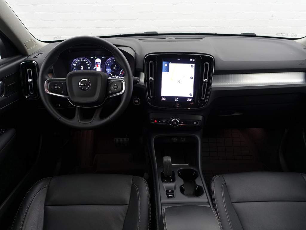 
Volvo XC40 1.5 T2 Inscription Aut- Harman Kardon, Xenon Led, Camera, Lane Assist, Blis, Virtual Cockpit vol									