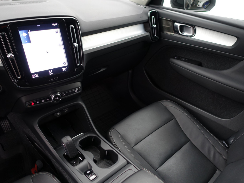 
Volvo XC40 1.5 T2 Inscription Aut- Harman Kardon, Xenon Led, Camera, Lane Assist, Blis, Virtual Cockpit vol									