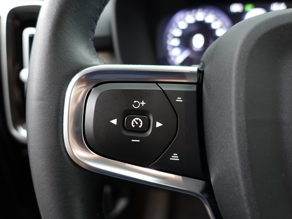 
Volvo XC40 1.5 T2 Inscription Aut- Harman Kardon, Xenon Led, Camera, Lane Assist, Blis, Virtual Cockpit vol									