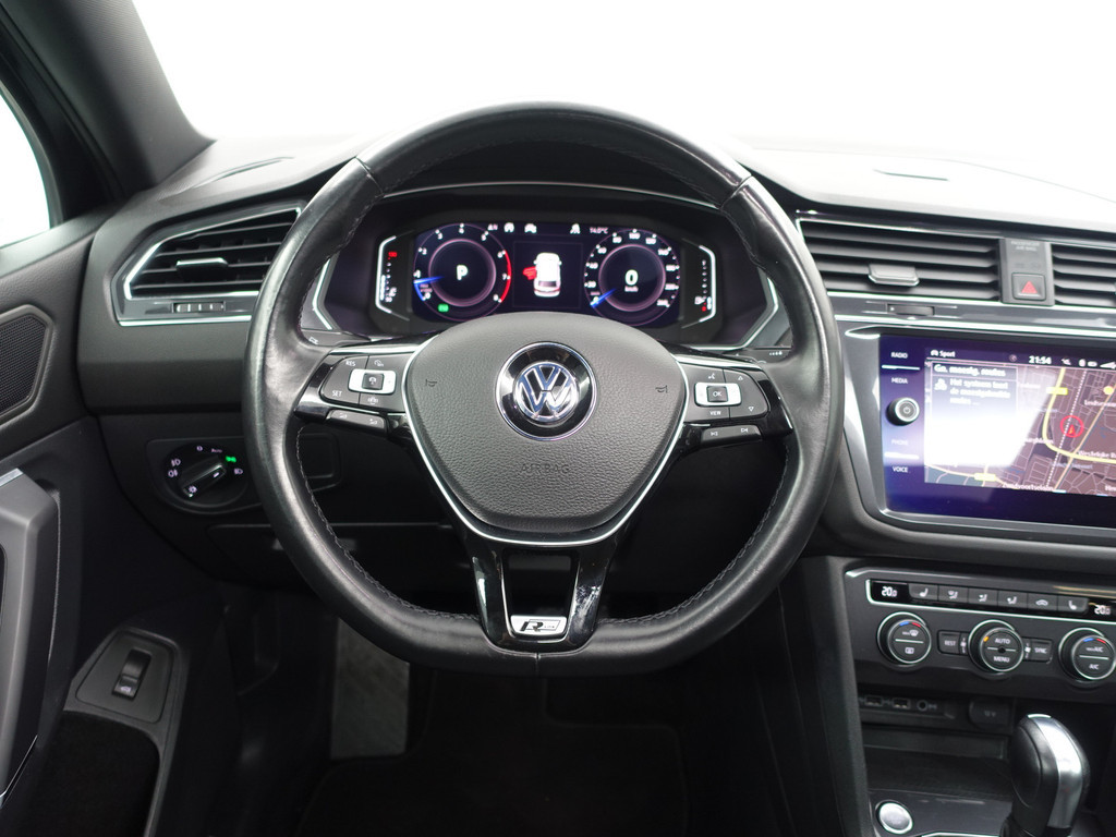 
Volkswagen Tiguan Allspace 1.5 TSI R-line+ Aut- 7 Pers, Panodak, Stoelmassage, Keyless, Virtual Cockpit, Park Pilot, ACC, Dynamic Select vol									