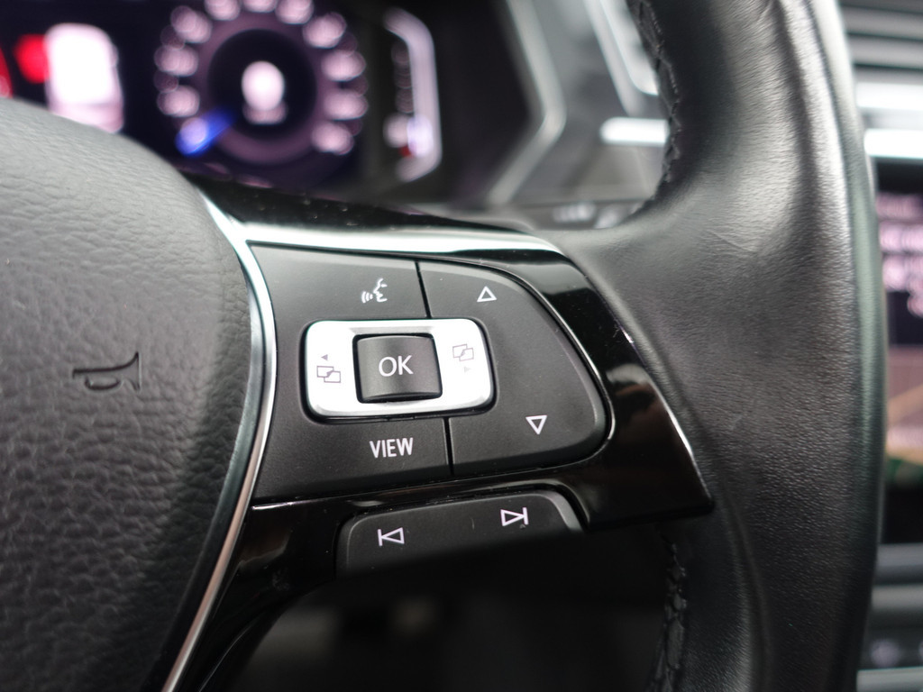 
Volkswagen Tiguan Allspace 1.5 TSI R-line+ Aut- 7 Pers, Panodak, Stoelmassage, Keyless, Virtual Cockpit, Park Pilot, ACC, Dynamic Select vol									