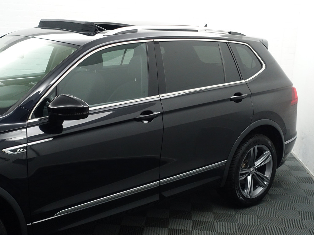 
Volkswagen Tiguan Allspace 1.5 TSI R-line+ Aut- 7 Pers, Panodak, Stoelmassage, Keyless, Virtual Cockpit, Park Pilot, ACC, Dynamic Select vol									