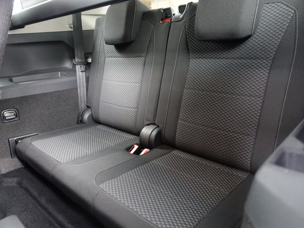 
Volkswagen Tiguan Allspace 1.4 TSI Highline Aut- 7 Pers, Carplay, Park Assist, Led, Ada Cruise, Clima vol									