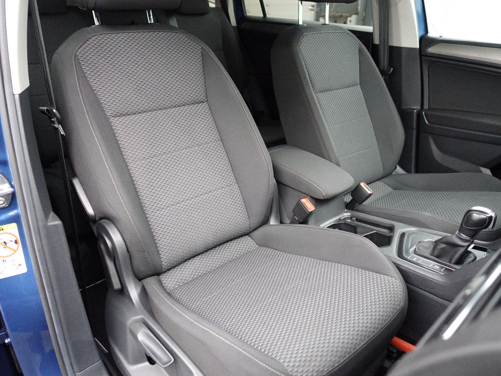 
Volkswagen Tiguan Allspace 1.4 TSI Highline Aut- 7 Pers, Carplay, Park Assist, Led, Ada Cruise, Clima vol									