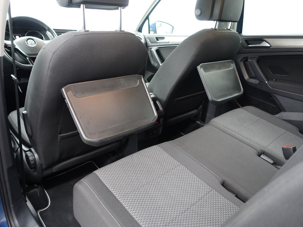 
Volkswagen Tiguan Allspace 1.4 TSI Highline Aut- 7 Pers, Carplay, Park Assist, Led, Ada Cruise, Clima vol									