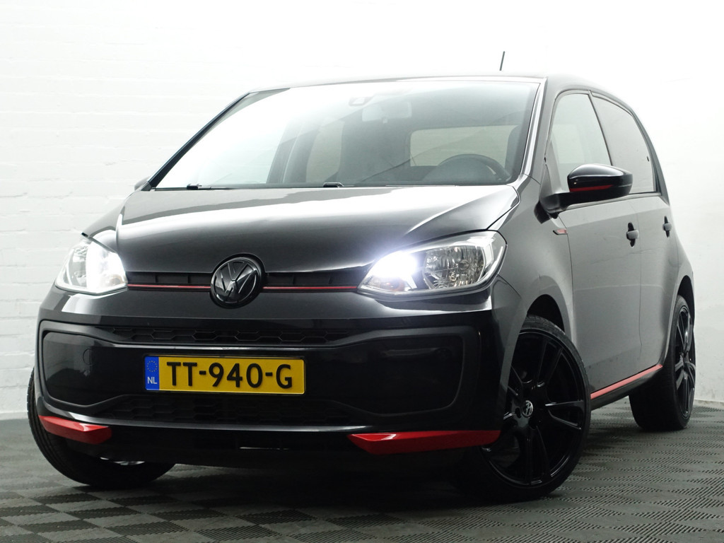 
Volkswagen up! 1.0 BMT R Line- Bluetooth audio, Cruise, Clima, Led, Carbon Interieur Afwerking, Privacy Glass vol									