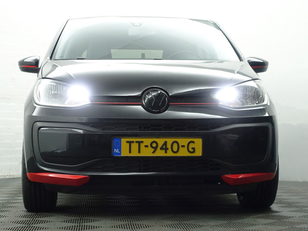 
Volkswagen up! 1.0 BMT R Line- Bluetooth audio, Cruise, Clima, Led, Carbon Interieur Afwerking, Privacy Glass vol									