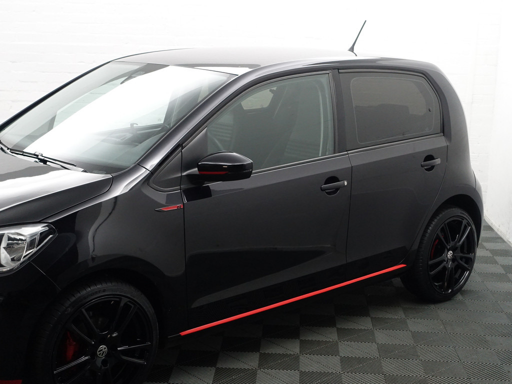 
Volkswagen up! 1.0 BMT R Line- Bluetooth audio, Cruise, Clima, Led, Carbon Interieur Afwerking, Privacy Glass vol									