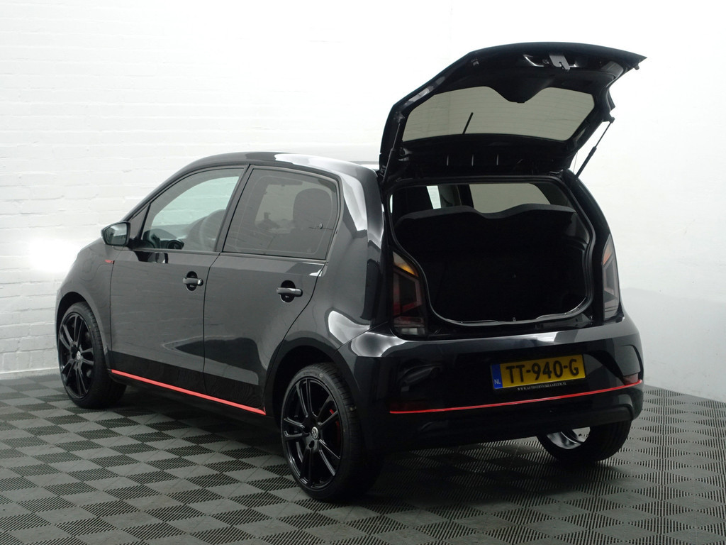 
Volkswagen up! 1.0 BMT R Line- Bluetooth audio, Cruise, Clima, Led, Carbon Interieur Afwerking, Privacy Glass vol									