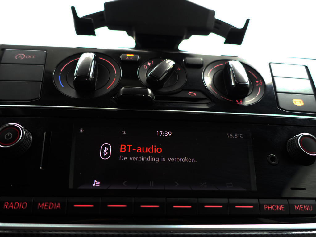 
								Volkswagen up! 1.0 BMT move up! 5 Drs, Clima, Comfort Interieur, Bluetooth Audio, Led, Spiegel Pakket vol									