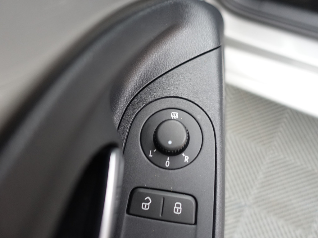 
								Volkswagen up! 1.0 BMT move up! 5 Drs, Clima, Comfort Interieur, Bluetooth Audio, Led, Spiegel Pakket vol									