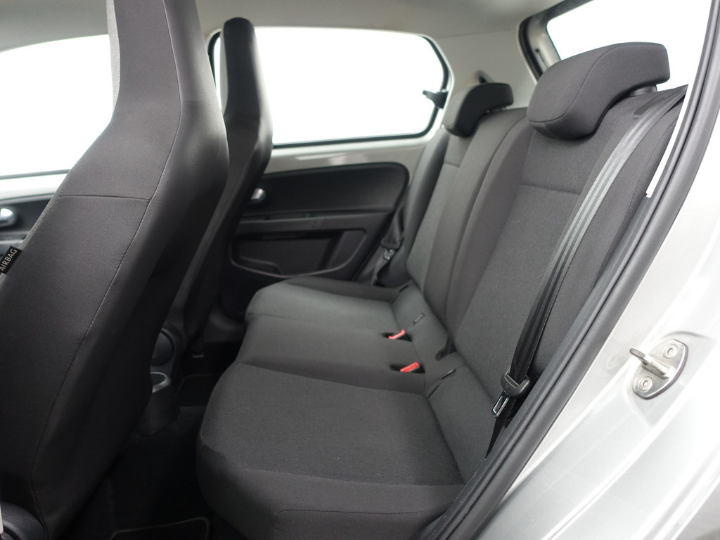 
								Volkswagen up! 1.0 BMT move up! 5 Drs, Clima, Comfort Interieur, Bluetooth Audio, Led, Spiegel Pakket vol									