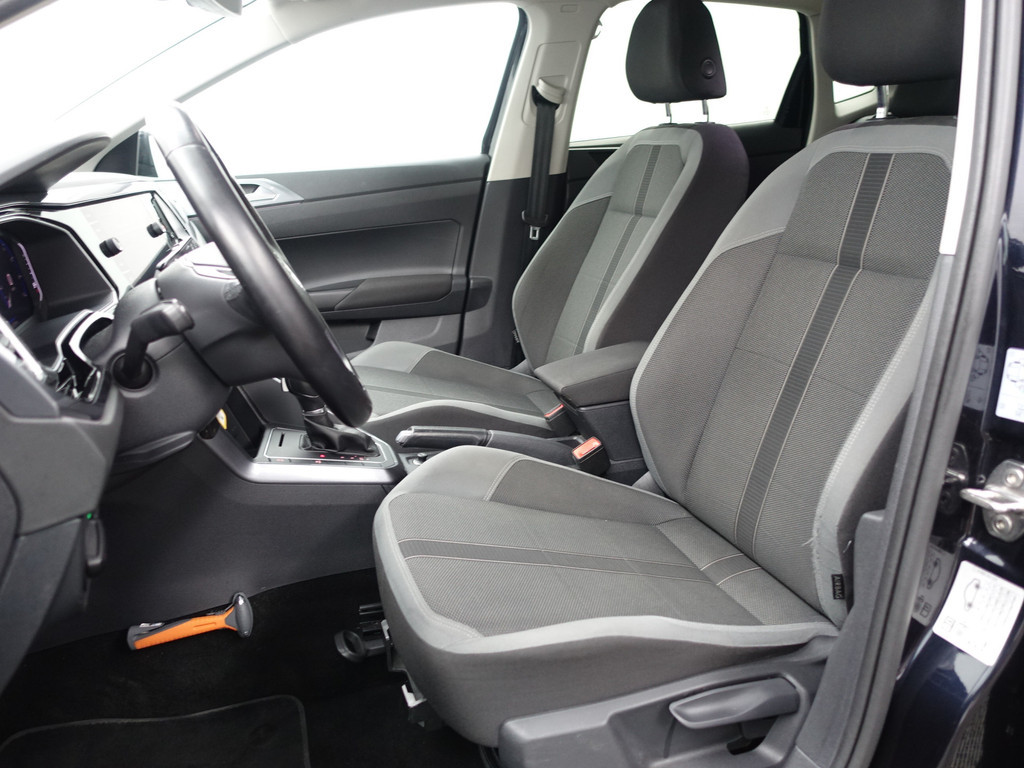 
Volkswagen Polo 1.0 TSI R-line Aut- Virtual cockpit, CarPlay, Dynamic Select, Park Assist, Ada Cruise vol									