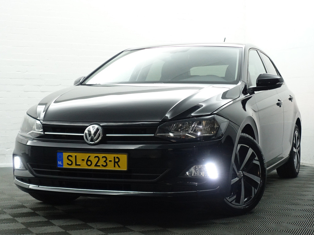
Volkswagen Polo 1.0 TSI R-line Aut- Virtual cockpit, CarPlay, Dynamic Select, Park Assist, Ada Cruise vol									