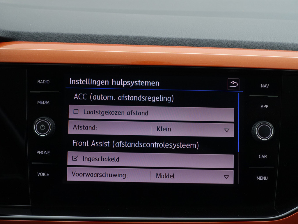 
								Volkswagen Polo 1.0 TSI R Line Aut- Panodak, Xenon Led, Dynamic Select, CarPlay, Camera, Virtual Cockpit, Park Assist, Park Pilot vol									