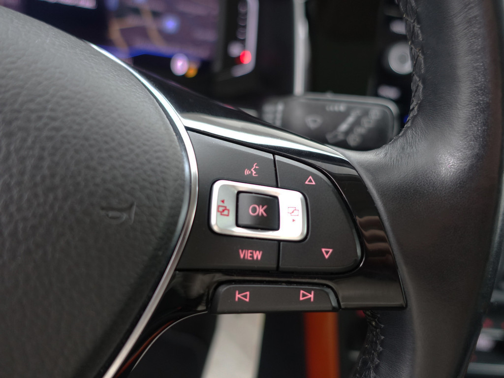 
								Volkswagen Polo 1.0 TSI R Line Aut- Panodak, Xenon Led, Dynamic Select, CarPlay, Camera, Virtual Cockpit, Park Assist, Park Pilot vol									