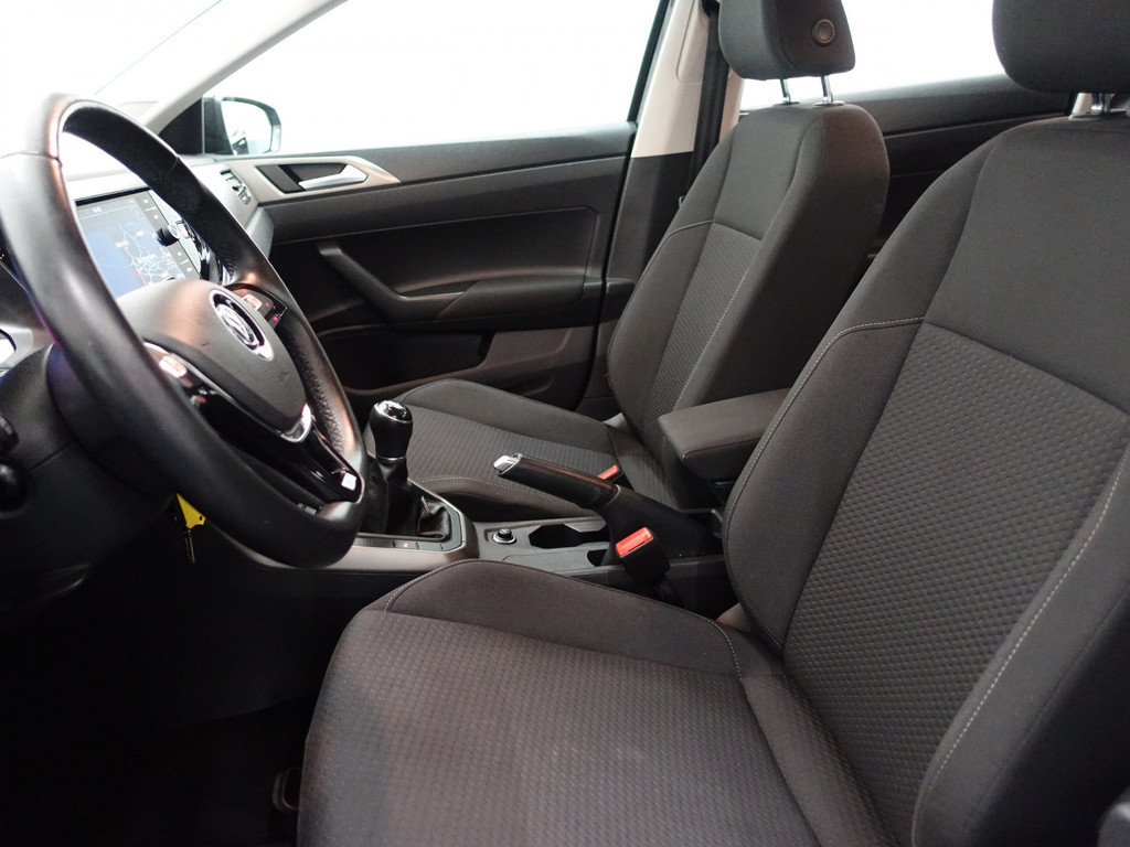 
								Volkswagen Polo 1.0 TSI Highline+ Carplay, Led, Park Assist, Navi, Clima, Ada Cruise vol									