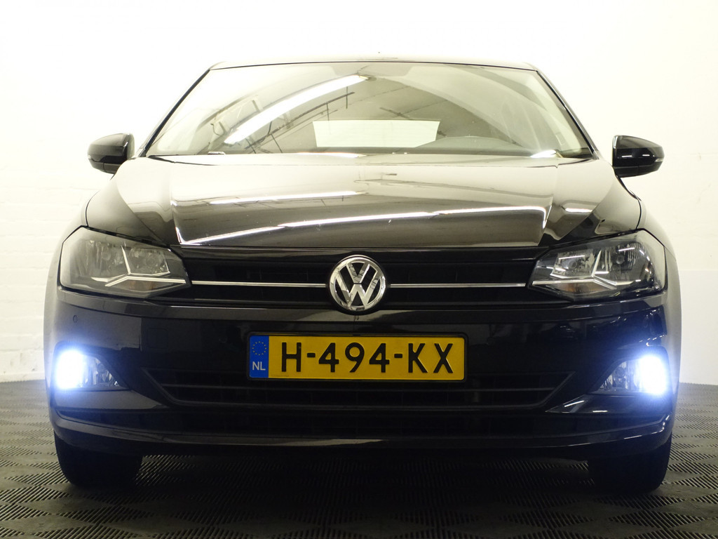 
								Volkswagen Polo 1.0 TSI Highline+ Carplay, Led, Park Assist, Navi, Clima, Ada Cruise vol									