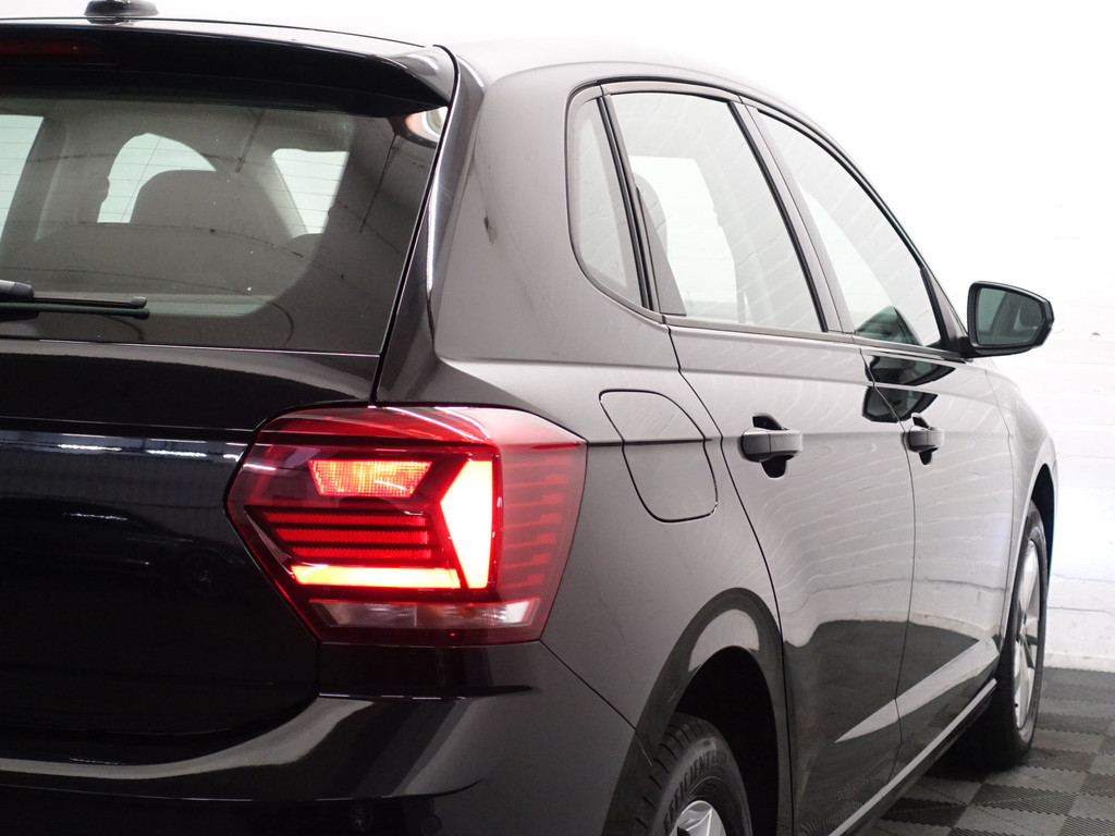 
								Volkswagen Polo 1.0 TSI Highline+ Carplay, Led, Park Assist, Navi, Clima, Ada Cruise vol									