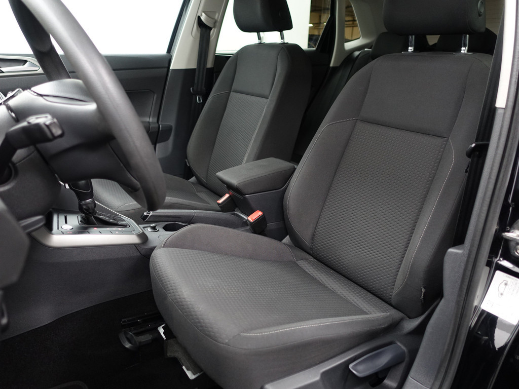 
Volkswagen Polo 1.0 TSI Highline Aut- Keyless, Stoelverwarming, Park Assist, Led, Front Assist, Cruise vol									