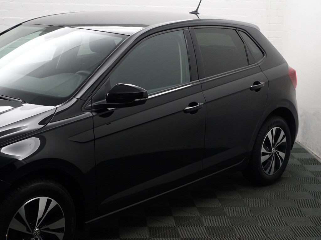 
Volkswagen Polo 1.0 TSI Highline Aut- Keyless, Stoelverwarming, Park Assist, Led, Front Assist, Cruise vol									