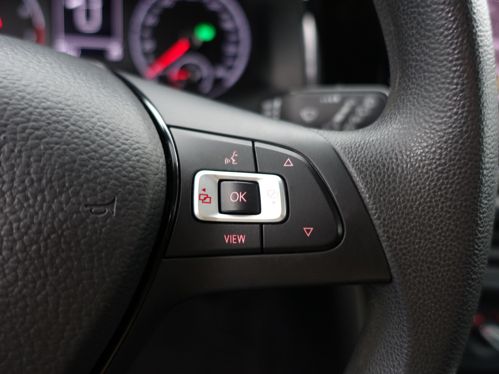 
Volkswagen Polo 1.0 TSI Highline Aut- Keyless, Stoelverwarming, Park Assist, Led, Front Assist, Cruise vol									