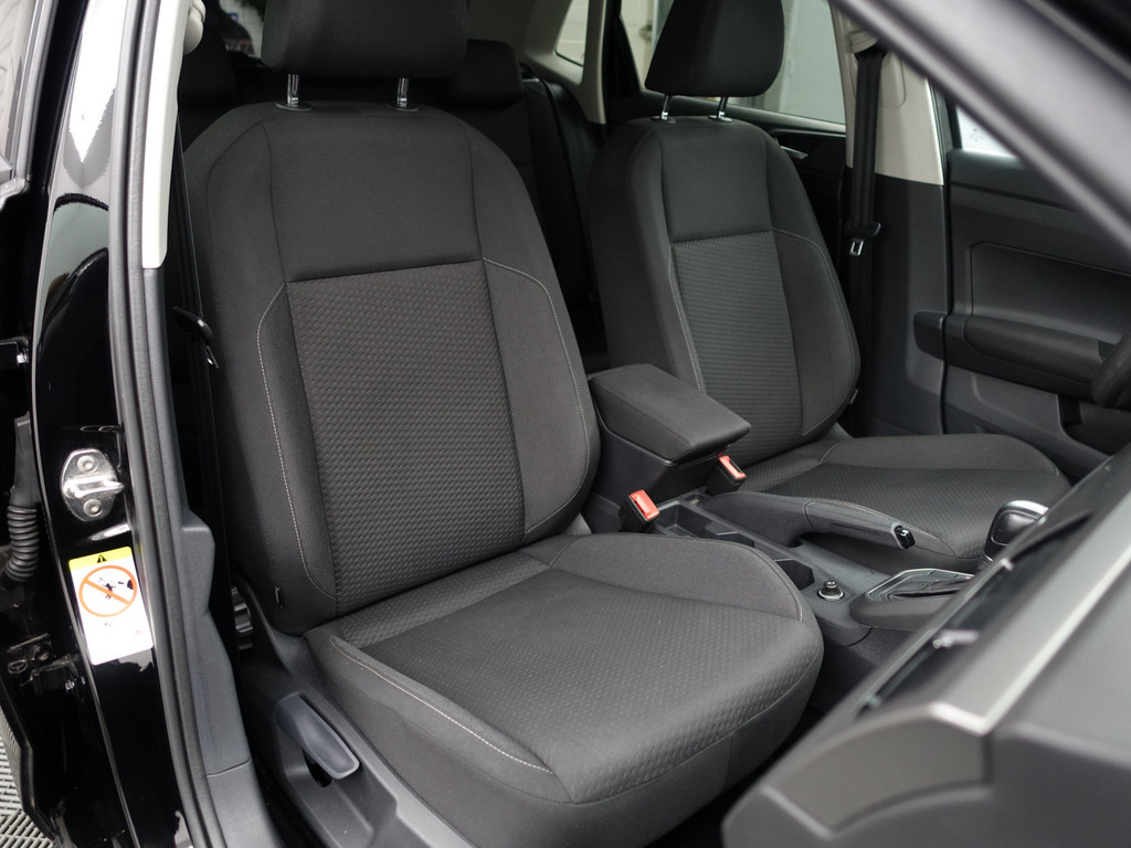 
Volkswagen Polo 1.0 TSI Highline Aut- Keyless, Stoelverwarming, Park Assist, Led, Front Assist, Cruise vol									